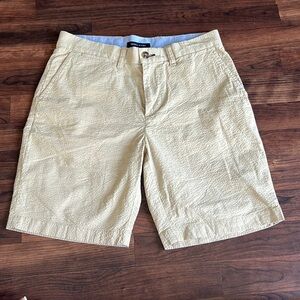 NWOT Tommy Hilfiger Mens Linen Shorts khaki Cream color Muslin Texture SZ 30